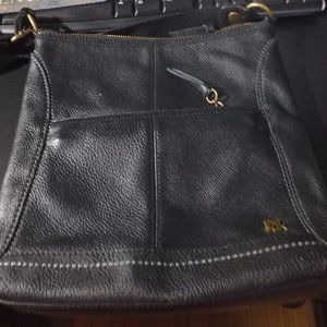 THE SAK BLACK LEATHER CROSSBODY BAG